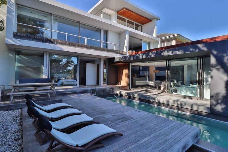 6 Bedroom Property for Sale in Camps Bay Western Cape